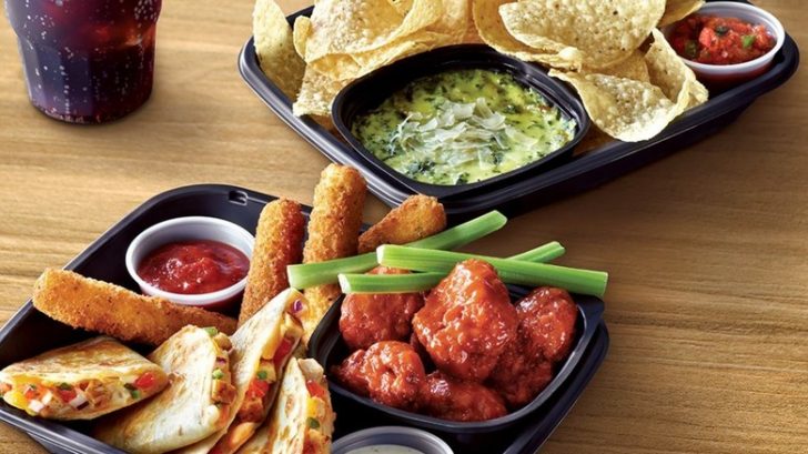 What time is half price appetizers at Applebee's?